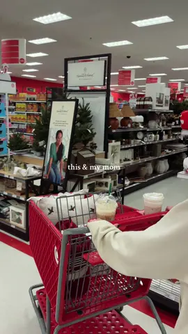 target, starbucks, christmas shopping & my mom = perfect day 🎄🎅🤍 #target #shoppping #christmasshopping #hearthandhand #christmas #christmasdecor #starbucks #mom #trending #fyp @target @Starbucks 