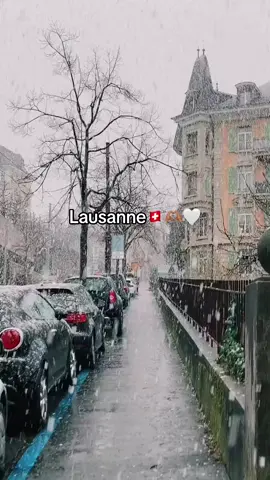 Wadnkan barafkisa cagarkisa burihisa omtaat 😭🇨🇭🫶🏽#swiss🇨🇭 #swiss🇨🇭 #zurich_switzerland🇨🇭✌🏻🌍 #bern🇨🇭🇨🇭🇨🇭 #Switzerland 