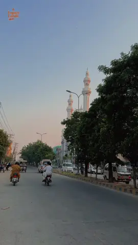 Han Ji Sialkot walon! Kon Kon penchanta hai?   #LegacyLands Guess the place   Old Buildings of Sialkot Baba Mulak Shah Wali  Darbar Mulak Shah Wali Ugoki Hazrat Imam Ali Al Haq Green Wood Street Sialkot  Greenwood Street Sialkot  Pakistan Tourism  Tourism Pakistan  Sialkot Tourism  Paris Road Sialkot  Beautiful Pakistan  Brands Village Sialkot  BV Mall Brand Village سیالکوٹ  Allama Iqbal  Allama Iqbal House Murray College  Green Wood Street  Pre Partition era Hidden spot Sialkot   Unknown Sialkot   Chupay huay naqshay   Mystery place Sialkot   Old Sialkot streets   Cultural Sialkot   Sialkot exploration   Heritage corner   Lost in Sialkot   Historic location #creatorsearchinsights #SialkotSecrets #ExploreSialkot #Foryou   @TiktokPakistanOfficial @TikTok @tiktok creators 