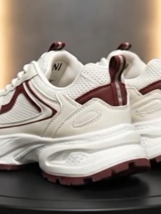 #sepatusneakers #sepatuwanita #moots? #xybca #gajiansale 