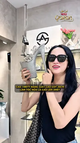 Cô gái 2 mét Hương Giang cũng xin là cao hơn các em thi cùng Miss Universe 1 cái đầu #huonggiang #missuniverse #moliqueen #fptplay #missuniversevietnam 