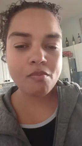 The healthy and delicious lentil soup I make for my dad when I'm in town. If you don't like it spicy, don't put spicy peppers in it. We like a lil heat in our soup so be cautious using this recipe exactly. You can also make this vegan by using vegetable broth and skipping the chicken. Ingredients about 3 cups worth of Carrots 2 Celery stalks 1 green bell pepper 1 red bell pepper 1 yellow onion about 3 bulbs of garlic about a cup of fresh parsley  3 boneless skinless chicken thighs 2 Serrano peppers 4-5 cups of tomatoes 12 cups of low sodium chicken broth 2 cups of lentils Seasonings  onion powder garlic powder Adobo Tumeric curry powder G Hughes Sugar free chicken herb spice rub avocado oil #health #healthyrecipes #healthyfood #healthylifestyle #recipes 