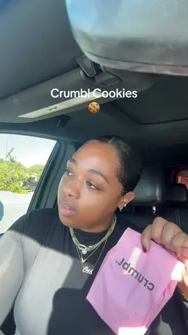 Go and get your free chocolate chip thin cookies from @Crumbl today 11/6🍪 #crumbl #crumblcookies #crumblcookie #crumblcookiesoftheweek #chocolatechipcookie 