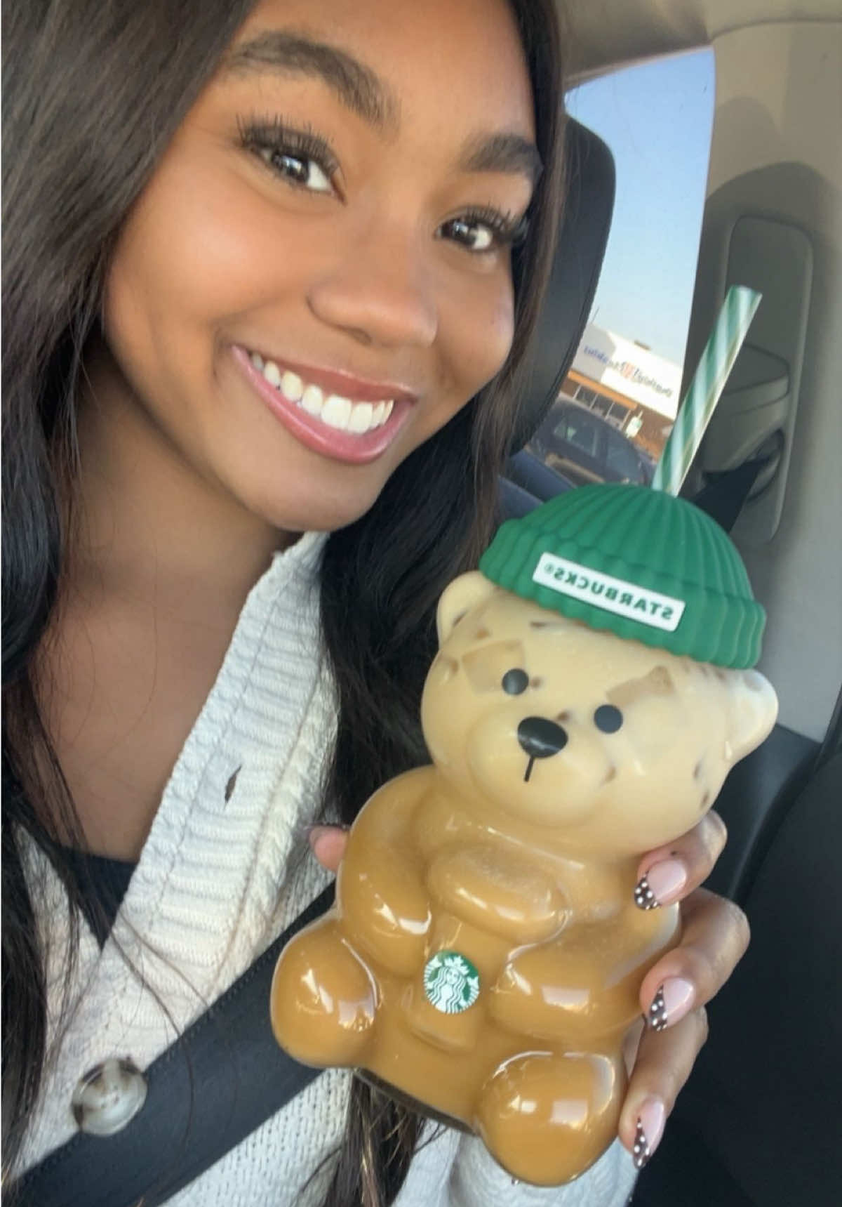Send this to a person who needs this cup! 💚@Starbucks BEARISTA CUP!!🧸 #starbucks #relatable #bearcup #bearista 