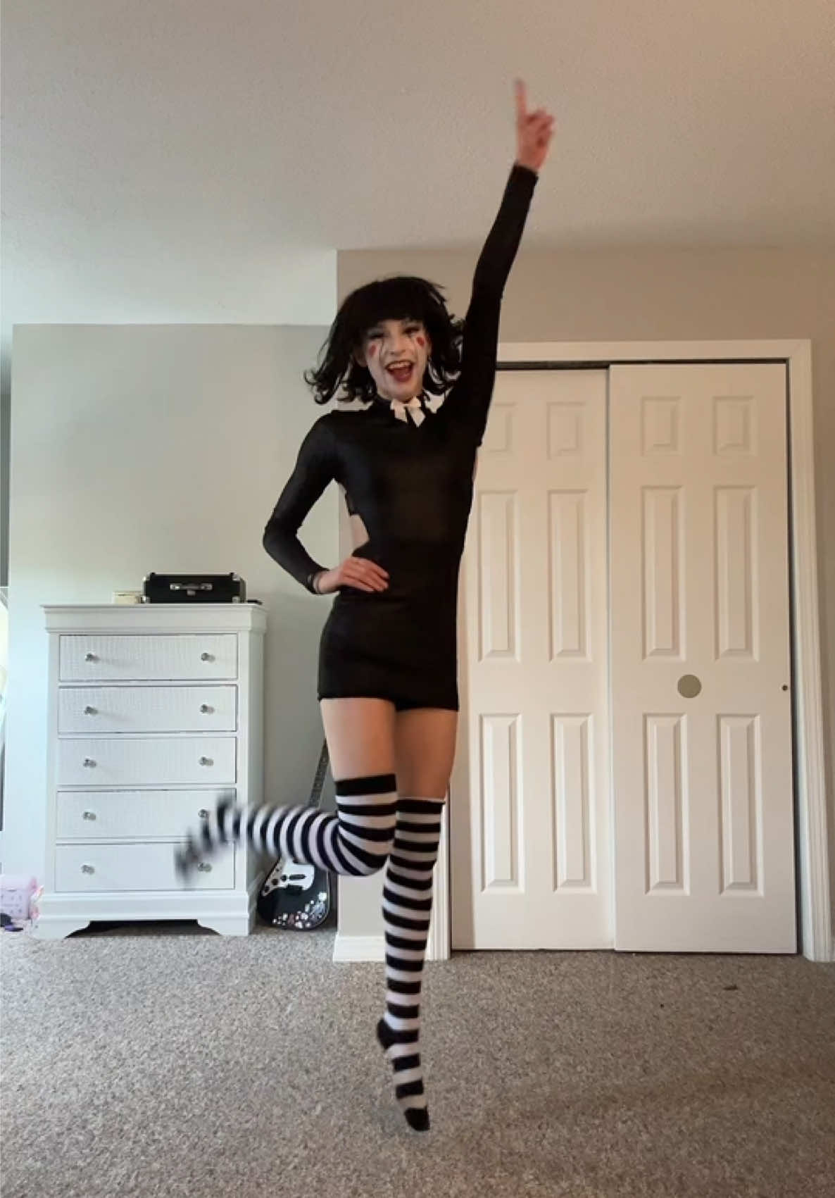 the time loop where the flip didn’t happen: #fivenightsatfreddys #dance #viral #likess #puppetfnaf 