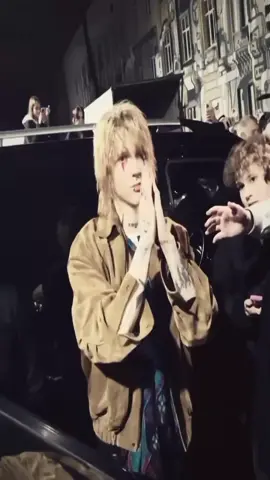 Kai Angel (настоящее имя — Дмитрий Ицков) — российский рэпер и битмейкер. Родился 4 февраля 1997 года в Брянске. В начале карьеры Дмитрий выпускал треки под псевдонимом zavet, но в 2022 году решил сменить сценическое имя на Kai Angel.#вайпер #fyp #viperr #9mice #kaiangel 