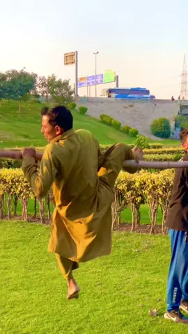 Funny 🤣 comedy 🎭 crazy 🤪 pranks public #foryoupage❤️❤️💞💞💞💞💞 #flypシ #tiktokshort #trendingsound #postfeeds 