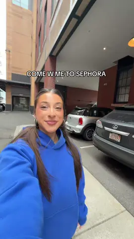 COME W ME TO @sephora TO SHOP THE SALE FOR THE SECOND TIME!! We are making GOOD USE of that 20% OFF!!! @Clarins USA #sephora #clarins #clarinspartner 