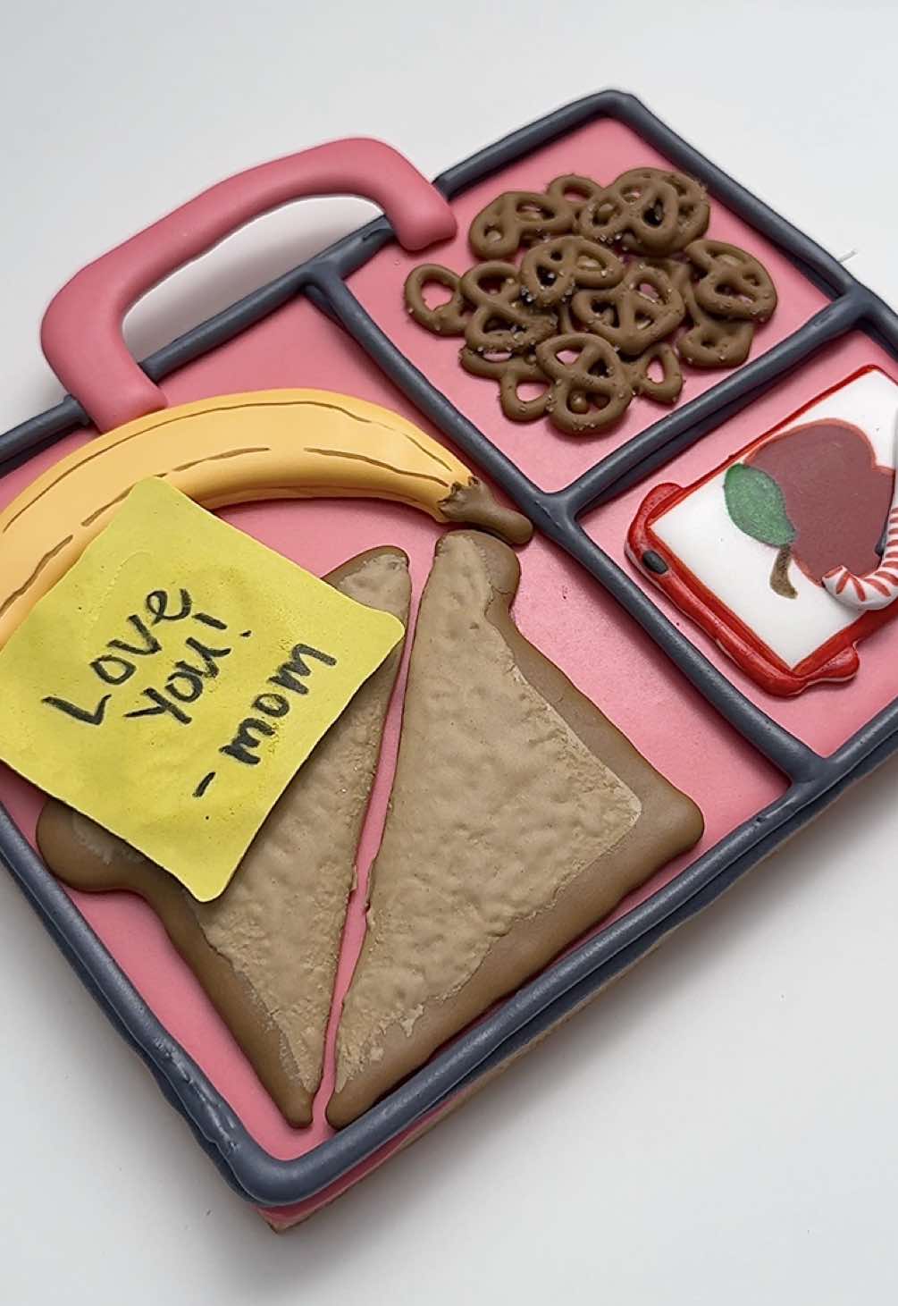 Replying to @annus9815 My kind of lunch🍪 everything linked in my bio #lunchboxcookie #cookiedecorating #oddlysatisfying #asmr 