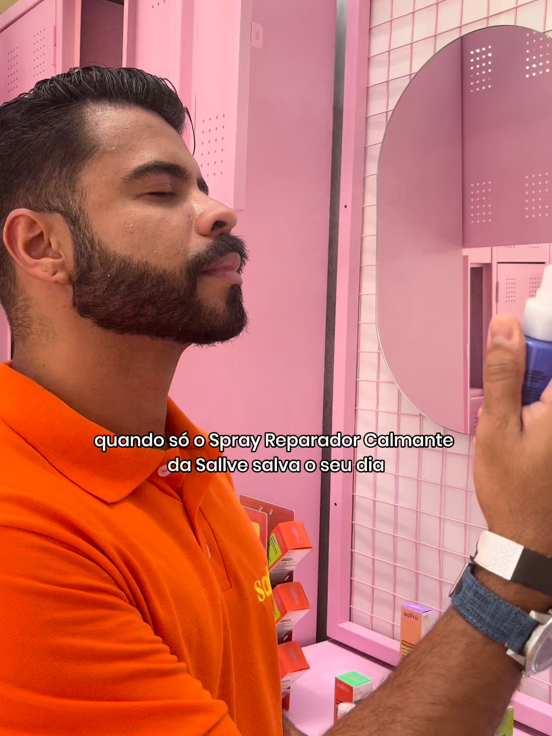 sabe aquele momento em que a pele pede socorro? 😪 o Spray Reparador Calmante é o respiro que ela precisa: acalma em 30 minutos, reduz vermelhidão, hidrata sem pesar e ainda reforça a barreira da pele 💖 perfeito pro pós-sol, pós-depilação ou pra qualquer dia em que a pele tá mais sensível ✨ #sallveskincare #skincare #sallve #cuidadoscomapele #BeautyTok