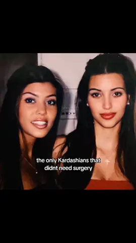 kourtney & Kim young were so angel faces.😍 #kourtneykardashian  #kimkardashian  #fyp 