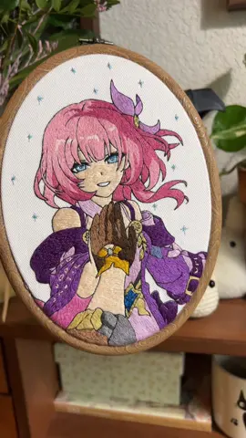 Je peux enfin vous dévoiler le projet secret sur lequel je travaille depuis plus de deux semaines : Cyrène 🌸❄️ le tout nouveau personnage de Honkai: Star Rail. J’espère que le résultat vous plaira ! ✨ . 💌Collaboration rémunérée avec  . . . #HonkaiStarRail #cyrene #honkaistarrailedit @HonkaiStarRail_Official 