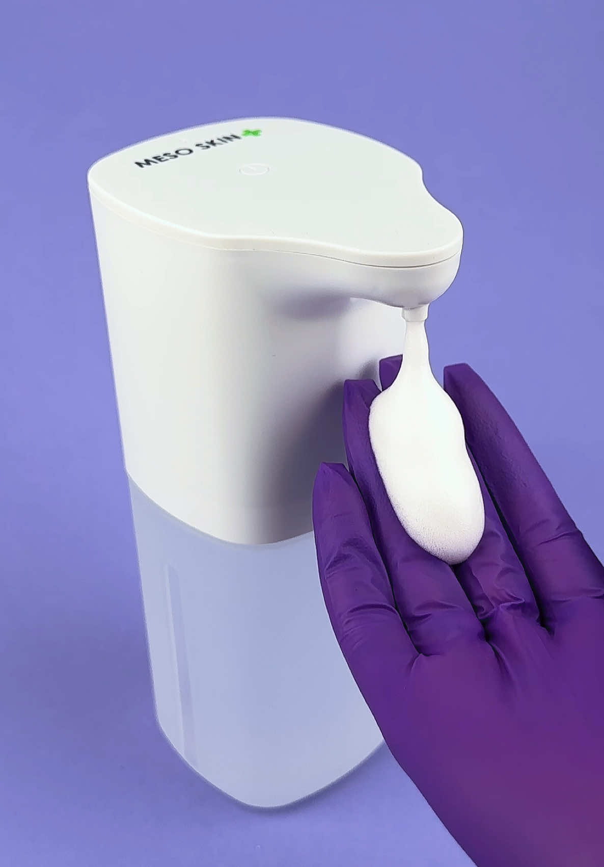 Sag Hallo zu MESO SKIN 🌿 Die milde Detox-Formel auf Basis von Kokostensiden reinigt deine Haut sanft, aber tiefenwirksam 🫧 ✨ Entfernt Make-up, Schmutz & überschüssigen Talg 🌸 Verfeinert Poren & reguliert Sebum 💧 Hinterlässt ein sauberes, frisches Hautgefühl Perfekt für alle Hauttypen, sogar für empfindliche Haut 💕 Tägliche Pflege – sichtbare Reinheit & Balance 🌿 🧴 INHALT: 1️⃣ Berührungsloser automatischer Spender 2️⃣ Reinigungsschaum Konzentrat 60 ml x2 3️⃣ 5 Mikrofaser Kosmetikschwämme Das perfekte Set für deine tägliche Gesichtsreinigung 💫 Познакомься с MESO SKIN 🌿 Нежная Detox-формула на основе кокосовых тенсидов очищает кожу мягко, но глубоко 🫧 ✨ Удаляет макияж, загрязнения и излишки себума 🌸 Сужает поры и балансирует кожу 💧 Делает кожу чистой, свежей и сияющей Подходит для всех типов кожи, даже чувствительной 💕 Идеальный ежедневный уход 🌿 🧴 В НАБОР ВХОДИТ: 1️⃣ Бесконтактный автоматический дозатор 2️⃣ Концентрат очищающей пены 60 мл x2 3️⃣ 5 микрофибровых косметических спонжей Полный уход для чистой и сбалансированной кожи 💫 #mesoskin #gesichtsreinigung #facialcleanser #skincareroutine #detoxformula #naturalskincare #beautyroutine #hautpflege #cleanbeauty #veganbeauty #koreanbeauty #kosmetikliebe #hautpflegeprodukte #glowingskin #skincaredeutschland 