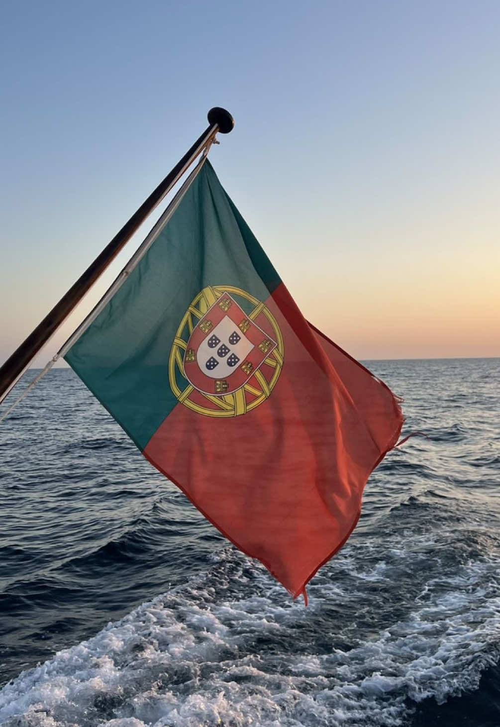 Welcome to Portugal 🇵🇹 #visitportugal🇵🇹 #exploreportugal #discoverportugal #beautifulportugal #travelinspiration 