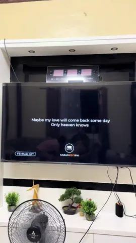 Yung hindi ka naman broken, pero bakit ang sakit ng song?! 🥺😭 hindi ko tuloy masyadong nalaro yung kanta kasi naman e 💔😭 kitang kita nyo ko dito guys hahaha #heavenknows #heavenknowsrickprice #joycovers #coversong #karaoketiktok  