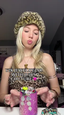 the charm necklaces aghhh😍😍 seller: angii_luh #aesthetic #jewelrytiktok #mysteryjewelryjar #y2k #unboxing 