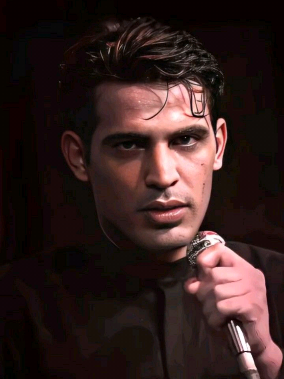 واجْرَحْنِي مَوُلَاي بِجَرِح مَاكُو دِوَه اِلَه 💔 . . . . . . . #عباس_عجيد_العامري #اكسبلور #كربلاء #تصميم_فيديوهات🎶🎤🎬 #كربلاء_مدينة_العشق_والعاشقين 