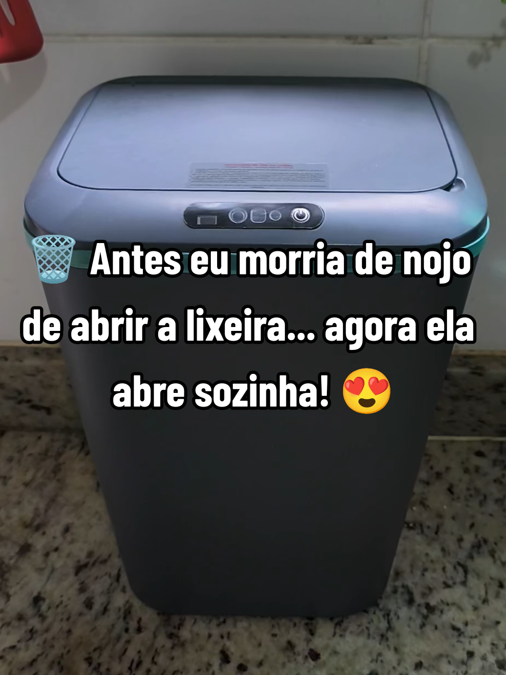 Essa lixeira inteligente recarregável de 16 litros é o toque moderno e higiênico que sua casa precisava! Com sensor automático de movimento, ela abre e fecha a tampa sem que você precise encostar — ideal para cozinhas, banheiros ou escritórios. Adeus germes e mau cheiro! 💡 Destaques do produto: ✅ Abertura automática por sensor de movimento — basta aproximar a mão ✅ Recarregável via USB (adeus pilhas!) ✅ Capacidade ideal de 16L — compacta, mas espaçosa ✅ Design moderno que combina com qualquer ambiente ✅ Tampa com vedação eficiente contra odores 🚨 Atenção, Black Friday tá ON! 🚨 Aproveite o desconto exclusivo por tempo limitado e garanta a sua com frete rápido direto da Tiktok Shop! 🛍️ 👉 Clique no link e aproveite antes que acabe! #BlackFriday2025 #LixeiraInteligente #CasaOrganizada #TiktokShop1111br #DescontoImperdível @Equilibrya 