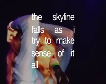 Good Looking // Suki Waterhouse  One of my favorites by her, I remember seeing Suki Waterhouse at Shaky Knees in 2021 and it was extremely memorable #livemusic #sukiwaterhouse #lyrics #fyp #viraledit 