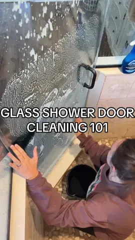 •GLASS SHOWER DOOR CLEANING🧽🧼🧽🛁• I’ve shown this before but wanted to show this again! LOVE this cleaning method! I saw this technique years ago and fell in love once I tried it!!!!!! Of course Dawn powerwash and spray away  is number one always!!!!! 😍🥰🥰• #hardwater #CleanTok #viral #showercleaning #glass 