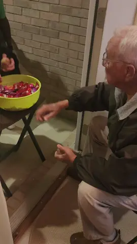 Y'all...I found another tater video 🥹 #halloween #potatohouse #trickortreat #funny #family 