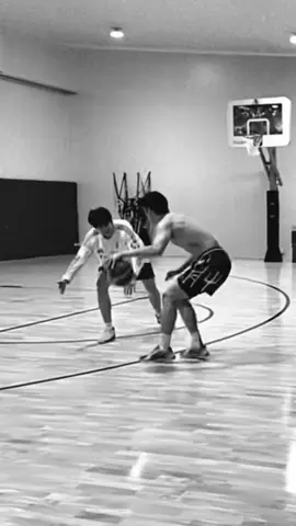 rebut bolanya nicha, bukan malah senyam-senyum bucin 😩💞 #tingmeen #kratingmeen #kratingg #meennicha8 