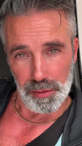 Buona serata 🌙 #parati #latinos #mujer #amorproprio  