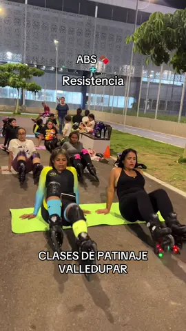 Formamos deportistas completos🔥 sabías que el core nos apoya a la estabilidad a la hora de patinar? 🛼 por eso hoy nuestra clase fue abdomen y resistencia ✅ Únete a nuestra familia  #leidydazaclubdepatinaje 