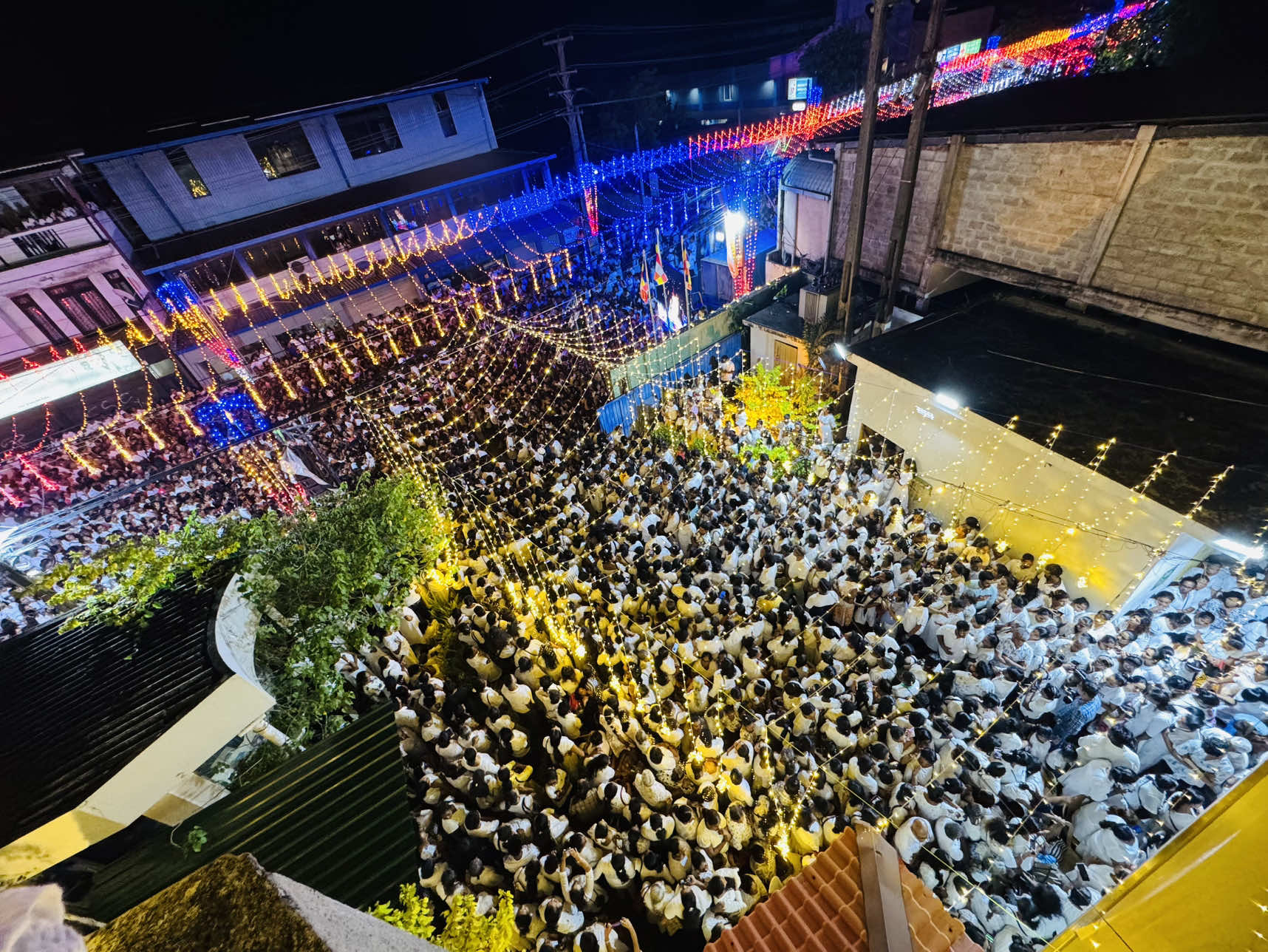 #අද පානදුර 🙏❤️🌼 බණ අහන්න මෙච්චර සෙනගක් දැකලම නෑ.. Super Fashion Panadura  🙏🙏🙏🙏🙏 Kathnoruwe Siridhamma  Kathnoruwe Siridhamma Hamuduruwo #trending  #viralvideo  #viraltiktok 