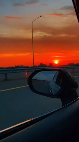 يا دنيا هلى حبيبي جنبى 