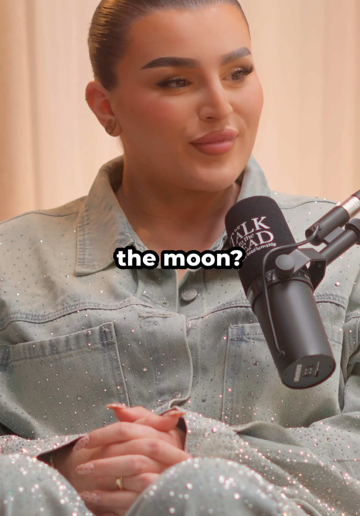 Are you connected to the Moon? 🌙  If you find yourself getting emotional or having a headache on a full moon, it's because you're in tune with that same energy! ✨ @Issy Oakley  #spiritualguidance  #tarotreadings #angelnumbers