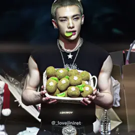 #hyunjin — like this if you like hyunjin 🥰| #straykids #skz #hyunjinskz 