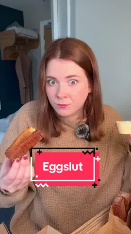 “This is one of the best breakfast sandwiches I’ve ever had”  #foodreview #eggslut #london #ukfood #takeaway 