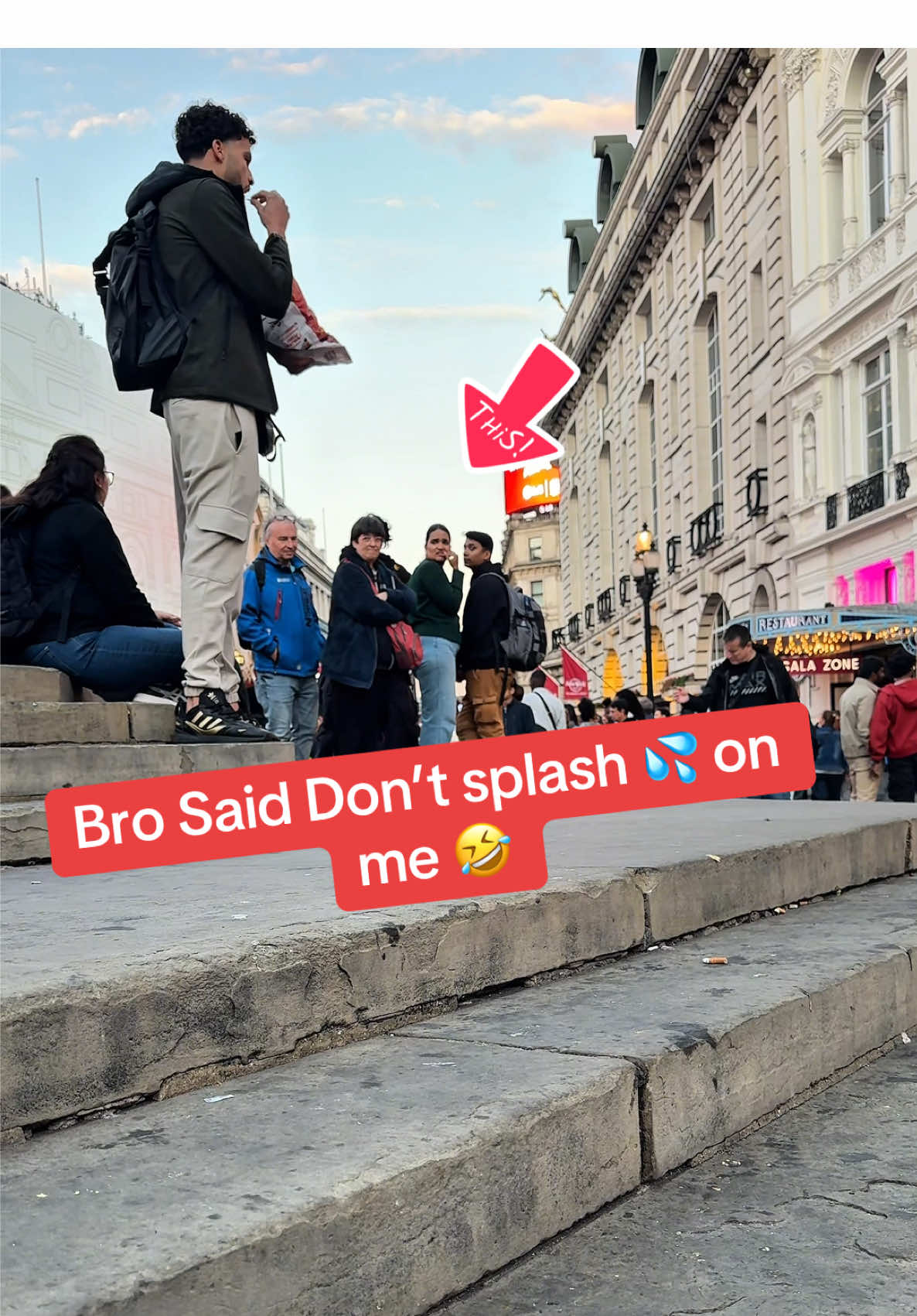 Bro  Said Don’t splash 💦 on me …back with my water gun 🤣🤭#funnytiktok ##foruyou ##foryoupage❤️❤️ #gun #waterpark 