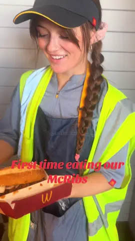 #mcdonalds #mcrib #mcdonaldsworker 