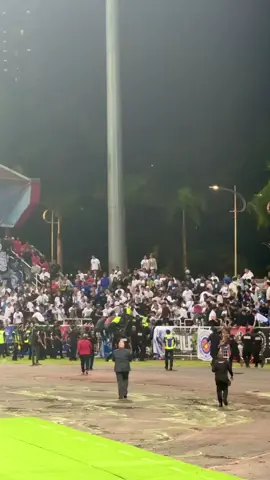 ACAB MALAYSIA BERULAH KA BOBOTOH,NYA DI RUJAK ATUH KU BOBOTOH 😆😁😄😃😀 #acabMALAYSIA #bobotoh #persib #BandungFootball #ASIALEVEL 