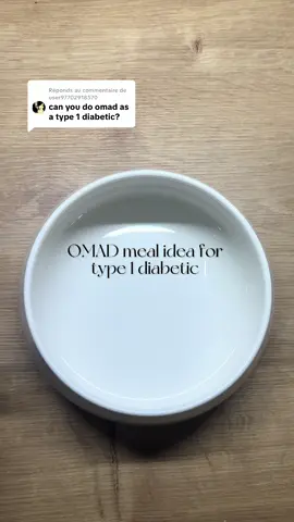 Réponse à @user97702918570 tell me if i did some mistake or if i need to change something :)  Recipe for the pasta : Ingredients: 	•	80 g whole-grain pasta (or lentil, chickpea, or quinoa pasta) 	•	100 g tuna in water 	•	50 ml light coconut mi For the yogurt bowl : Ingredients: 	•	150 g plain Greek yogurt or skyr 	•	1 small handful of berries (blueberries, raspberries, or strawberries) 	•	1 tsp chia seeds or ground flaxseeds 	•	(Optional) ½ tsp honey or a natural sweetener (erythritol, stevia) 	•	1 square (10–15 g) dark chocolate 90%, chopped or melted And tea !!#fyp #healthyrecipes #omad #weightlosstransformation #FoodTok 