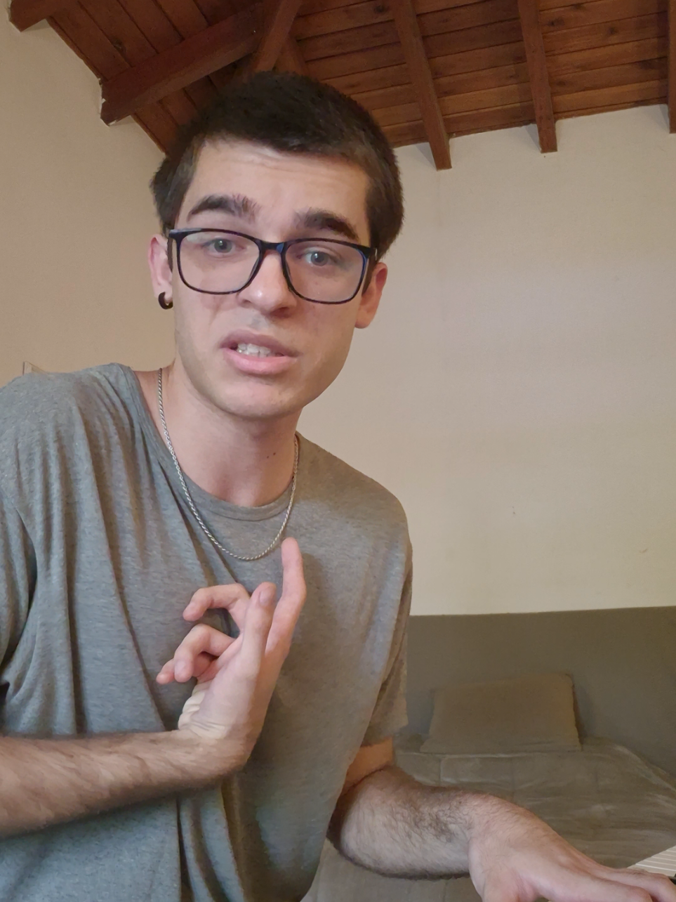 SOY, de @Ronpe 99 Original  (ig: @soylor3n) #fyp #cover #ronpe99 #hiphop #piano 