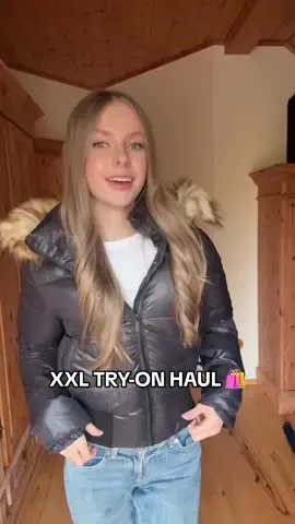 Try on haul 🛍️ alle Sachen sind von @kidsbrandstore und falls ihr noch die genauen Marken braucht schreibt mir einfach 💞 #viral #haul #tryon 