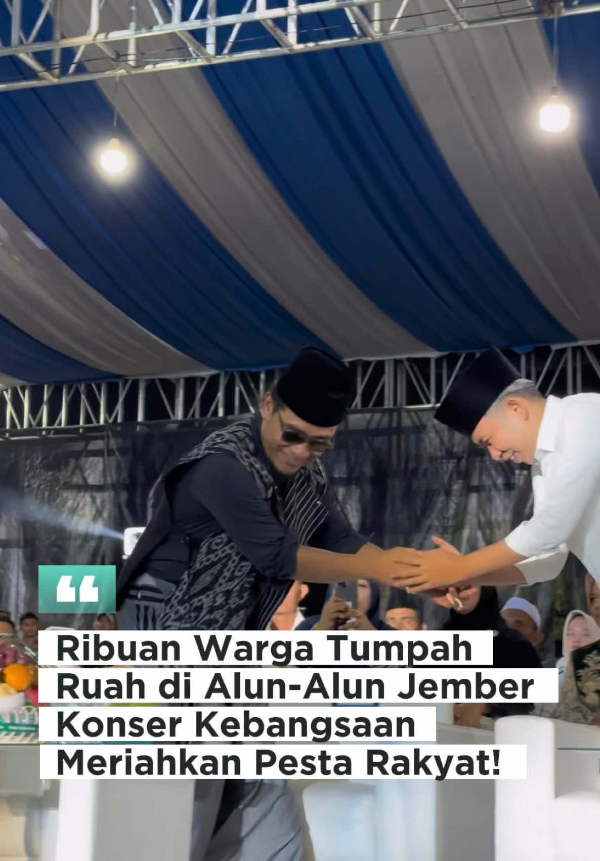 Konser Kebangsaan Jember berlangsung sangat meriah di Alun-Alun Jember! Alhamdulillah saya hadir langsung bersama ribuan warga yang memadati alun-alun untuk menikmati malam penuh semangat persatuan dan kebangsaan. Melalui tausiyah kebangsaan dari Gus Miftah yang menyejukkan hati serta penampilan spektakuler Denny Caknan yang menggoyang panggung dengan lagu-lagu hits-nya, suasana malam berubah menjadi lautan semangat dan kebersamaan. Acara ini menjadi bukti bahwa Jember bukan hanya maju dalam pembangunan, tetapi juga kokoh dalam menjaga nilai-nilai persatuan dan cinta tanah air. Dari Jember, kita rayakan harmoni, keberagaman, dan kebanggaan untuk Indonesia! #KonserKebangsaanJember #GusFawait #GusMiftah #DennyCaknan #JemberBersatu   