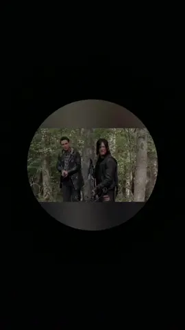 A dupla que todo mundo Adora ver em Ação. #zumbi #normanreedus #thewalkingdeadedit #thewalkingdead #rickgrimes 