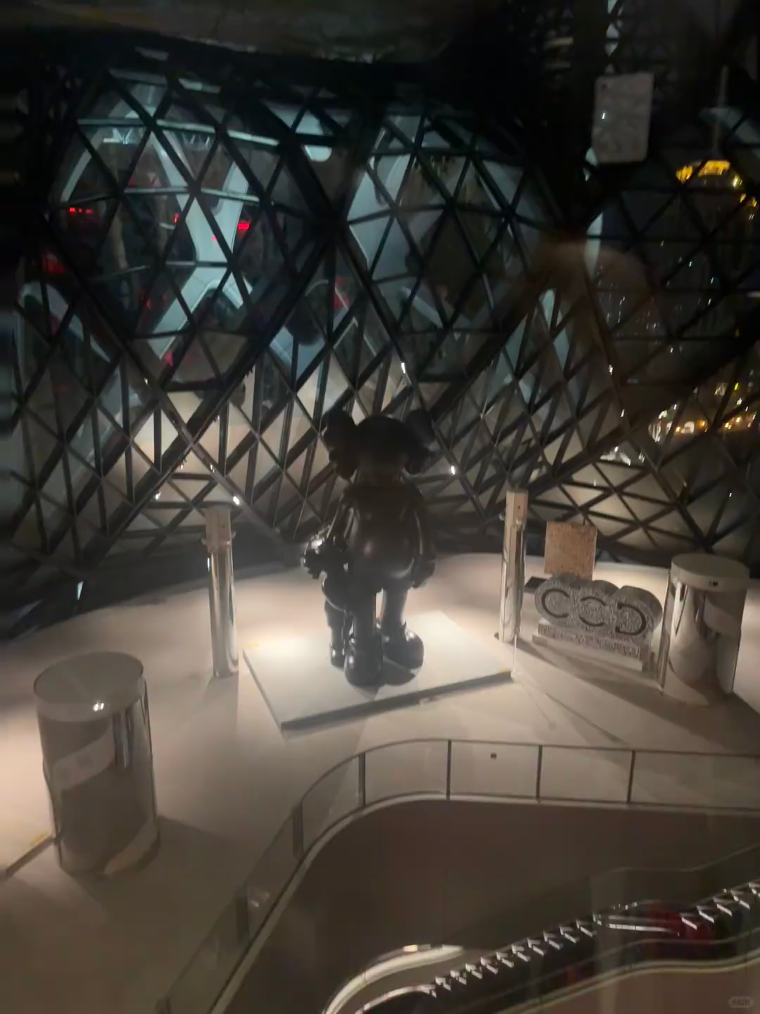 If anyone has ever been here, they probably know about this. ???