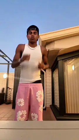 🕺This is how Lamine Yamal dances  #lamineyamal #footballtiktok #tik #fyp #pourtoi 