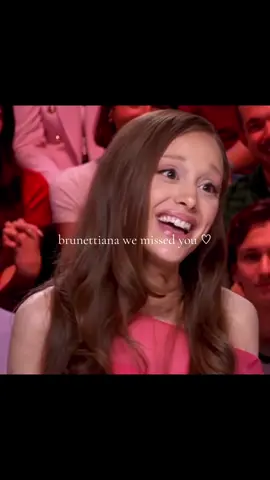 she's slowly coming back to her roots #arianagrande #wicked 