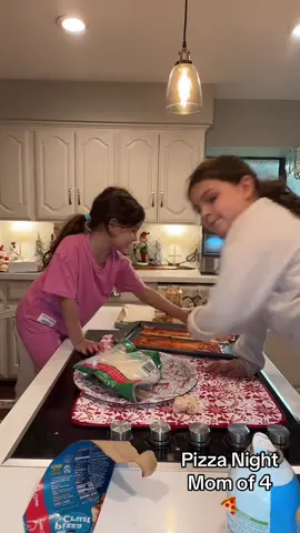 Pizza Night with the kids #family #cookingathometiktoktv 