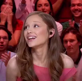 SHES BRUNETTE !!!! AHHH she looks so beautiful #arianagrande #foryou #foryoupage #wicked #viral #arianagrandeedits 