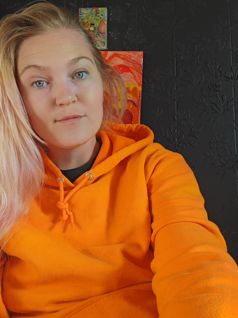 you're doing great! stay consistent, show up everyday and build your community! #smallcreators #motivation #consistencyiskey #stayconsistent 