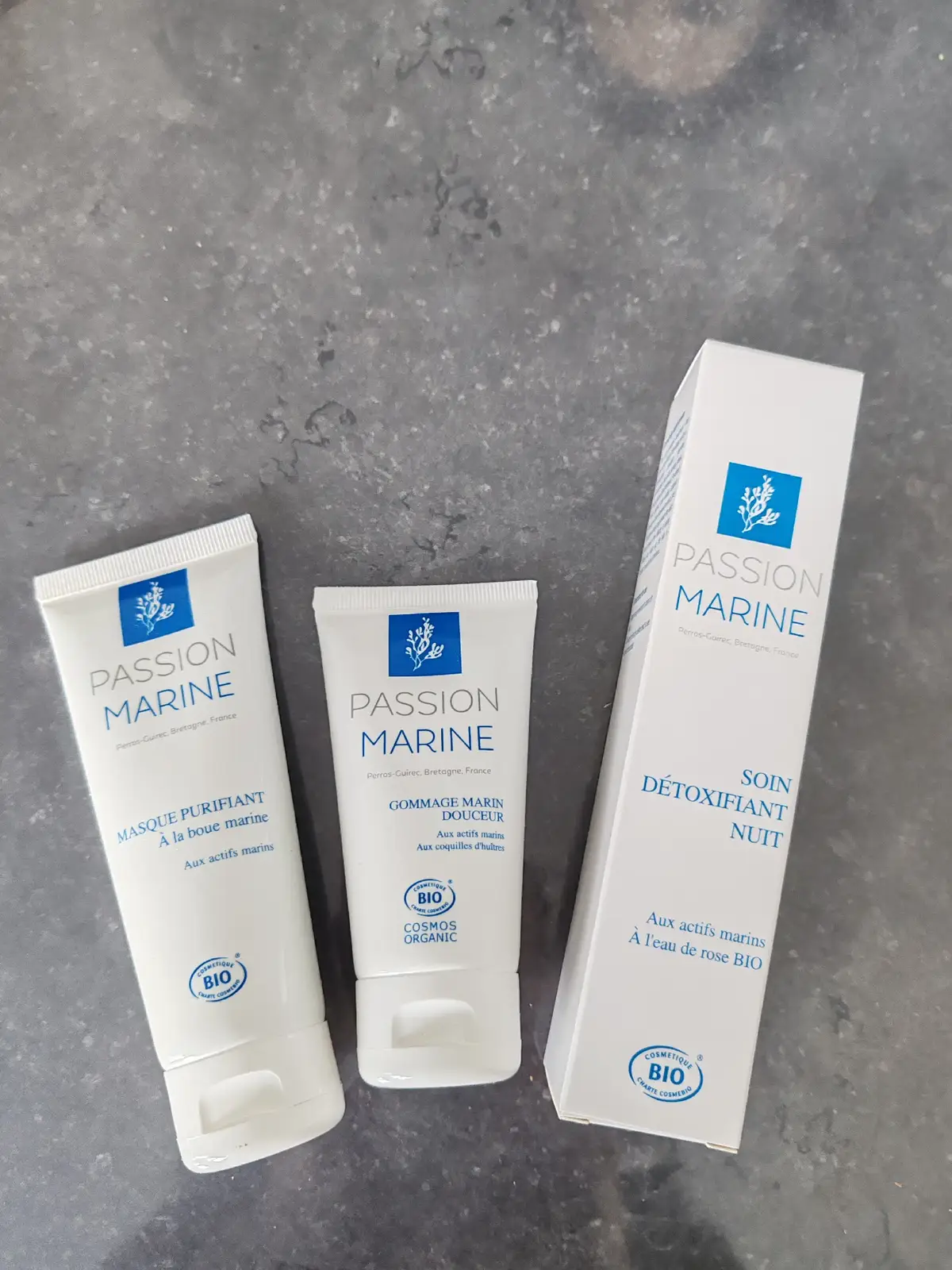 Hello tout le ⭐  En collaboration commerciale avec passion marine j'ai reçu ce Kit routine visage avec @passionmarinebretagne  @Passion Marine🌊  3 produits à tester ✨ ♥️  Masque purifiant  Gommage marin Soin detoxifiant nuit Je vous partage mon avis d'ici quelques jours  #melina_thienpont #passionmarine #passionmarinebretagne #collaborationcomercial #produitoffert 