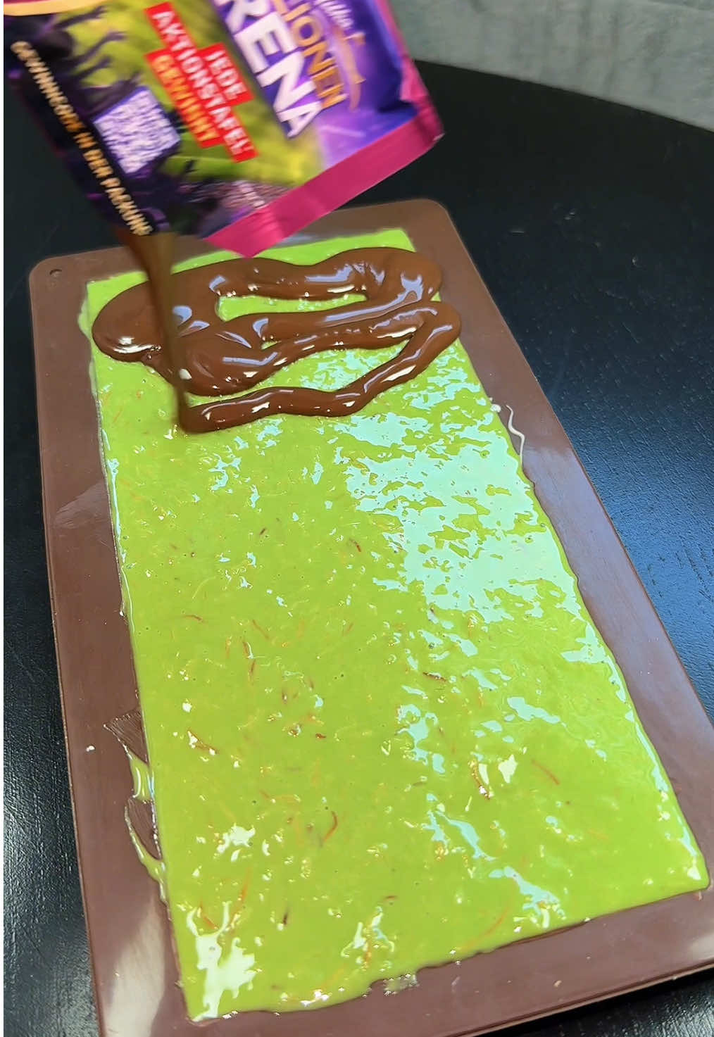 Day 85 of making dubai chocolate 🍫✨ when Biscoff meets dubai chocolate #dubai #chocolate #chocolatelover #day1 