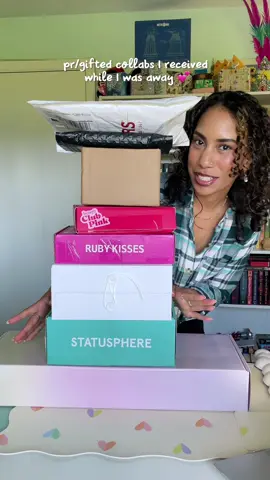 I can’t begin to describe what coming home to these packages means to me 🥹 (a dream!) — Let this be your sign to keep posting your content!!  And thank you to the brands 🫶🏽 • #prhaul #prpackages #microinfluencer #beautycontentcreator #prpackageunboxing @squishmallowsfragrances @Benefit Cosmetics @Ruby Kisses @milkmakeup @Maison Margiela @Quikcloth @The Face Shop US @Armani beauty @anua_global @Thayers 
